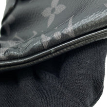 Load image into Gallery viewer, LOUIS VUITTON Discovery・Bumbag NoirM44336 Monogram Eclipse
