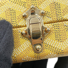 将图像加载到图库查看器中，GOYARD Menodiaire Trunk Shoulder Bag Gold/YellowMINA55PMLTY60CL60O PVC Leather
