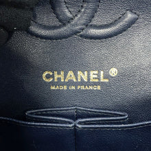 Load image into Gallery viewer, CHANEL Matelasse W Flap W Chain Shoulder Dark NavyA01113 Caviar Leather Size 23
