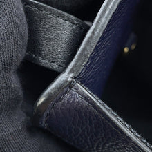 将图像加载到图库查看器中，LOEWE hammock Navy/Black38712KBN60 Leather Size Small
