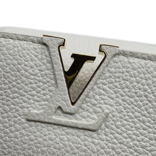 Load image into Gallery viewer, LOUIS VUITTON Cub Cine BlancM54294 Taurillon Leather Size BB
