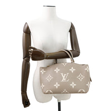 Load image into Gallery viewer, LOUIS VUITTON Petit Palais Tourterelle claimM58914 Two-tone Monogram Empreinte Leather Monogram - Giant Size PM
