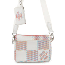 Load image into Gallery viewer, LOUIS VUITTON Trio Messenger WhiteM20665 Damier Giant Spray
