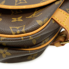 将图像加载到图库查看器中，LOUIS VUITTON Saumur BrownM42256 Monogram Size 30
