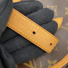 将图像加载到图库查看器中，LOUIS VUITTON ★Saumur BrownM42256 Monogram Size 30
