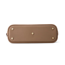 Load image into Gallery viewer, HERMES Bolide 1923 Etoupe Evercolor Size 25
