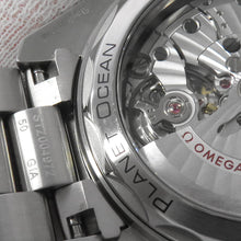 将图像加载到图库查看器中，OMEGA Seamaster Planet Ocean W43.5mm Stainless Steel Black Dial215.30.44.21.01.001

