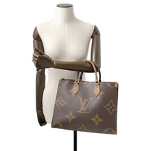 将图像加载到图库查看器中，LOUIS VUITTON Onthego RedM45321 Monogram Monogram Reverse Canvas Monogram Giant Size MM
