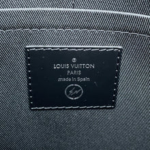 Load image into Gallery viewer, LOUIS VUITTON Apollo messenger NoirM43411 Monogram Eclipse Size MM
