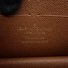 Load image into Gallery viewer, LOUIS VUITTON SPadlock belt pouch BrownM44667 Monogram Size PM
