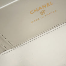 Load image into Gallery viewer, CHANEL Vanity ChainShoulder Bag WhiteAP3079 Caviar Leather
