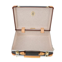 Load image into Gallery viewer, GLOBE TROTTER Safari Attaché Dark Brown Vulcan Fiber Size Small
