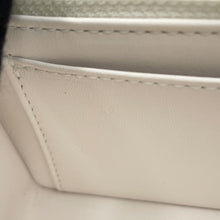 将图像加载到图库查看器中，CHANEL Matelasse Top Handle Bag WhiteAS5243 Lambskin Size 20
