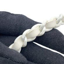 将图像加载到图库查看器中，CHANEL Matelasse Top Handle Bag WhiteAS5243 Lambskin Size 20
