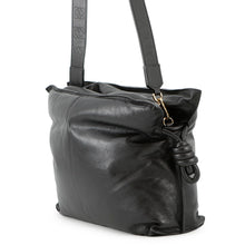 将图像加载到图库查看器中，LOEWE Puffer Flamenco Clutch Bag BlackA411FC1X67 Leather
