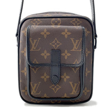 将图像加载到图库查看器中，LOUIS VUITTON Christopher wearable wallet NoirM69404 Monogram Macassar Canvas
