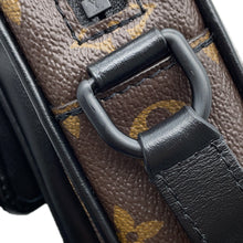 将图像加载到图库查看器中，LOUIS VUITTON Christopher wearable wallet NoirM69404 Monogram Macassar Canvas
