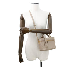 将图像加载到图库查看器中，LOUIS VUITTON ★Vanity TourterelleM45608 Monogram Empreinte Leather Size PM
