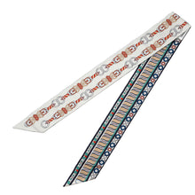 将图像加载到图库查看器中，HERMES Twilly Scarf, Harnais en Rosace Creme/Ciel/Ochre Silk 100%
