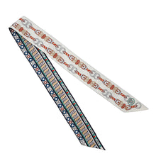 将图像加载到图库查看器中，HERMES Twilly Scarf, Harnais en Rosace Creme/Ciel/Ochre Silk 100%
