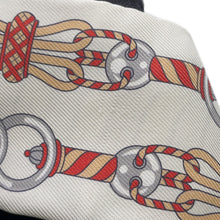 将图像加载到图库查看器中，HERMES Twilly Scarf, Harnais en Rosace Creme/Ciel/Ochre Silk 100%
