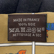 Load image into Gallery viewer, HERMES Twilly Couvertures et Tenues de jour Mordre/Blanc/Blue Silk100%
