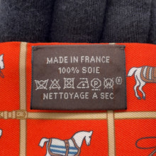 Load image into Gallery viewer, HERMES Twilly Couvertures et Tenues de jour Vermillon /Beige/White Silk100%

