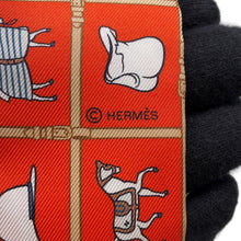 Load image into Gallery viewer, HERMES Twilly Couvertures et Tenues de jour Vermillon /Beige/White Silk100%

