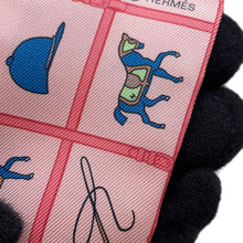Load image into Gallery viewer, HERMES Twilly Couvertures et Tenues de jour Rose/Blue/Vert Silk100%
