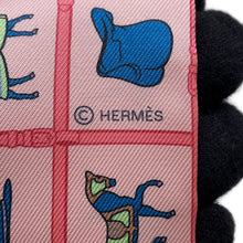 Load image into Gallery viewer, HERMES Twilly Couvertures et Tenues de jour Rose/Blue/Vert Silk100%
