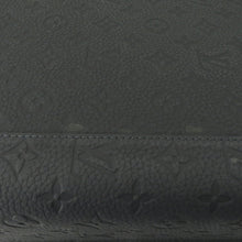Load image into Gallery viewer, LOUIS VUITTON Horizon suitcase NoirM20438 Monogram・Taurillon Size 55
