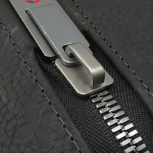 Load image into Gallery viewer, LOUIS VUITTON Horizon suitcase NoirM20438 Monogram・Taurillon Size 55
