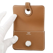 Load image into Gallery viewer, HERMES Dogon Card Case Gold Togo Leather
