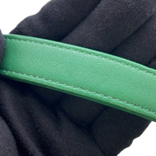 将图像加载到图库查看器中，CHANEL Boy Chanel GreenA67086 Lambskin Size 25
