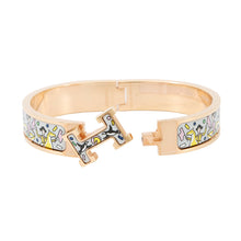 Load image into Gallery viewer, HERMES ClicH HERMES Epic Size PM Gris Metal Enamel
