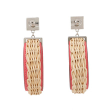 将图像加载到图库查看器中，HERMES Medor Picnic Earrings Size GM Pink/Natural Swift Leather Willow
