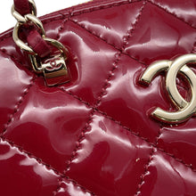 Load image into Gallery viewer, CHANEL Chain Clutch Shoulder Bag RedAP3354 Patent Leather
