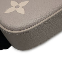 Load image into Gallery viewer, LOUIS VUITTON Felicie Pochette Bloom GrayM14227 Monogram Empreinte Leather
