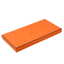将图像加载到图库查看器中，HERMES The World of HERMES LE MONDE D&#39;HERMES Size 140 Blanc/Ardoise/Etoupe Cashmere70% Silk30%
