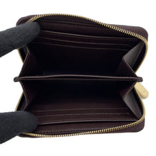 Load image into Gallery viewer, LOUIS VUITTON Zippy Coin Purse AmaranteM93607 Monogram Vernis Leather
