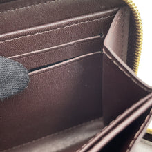 Load image into Gallery viewer, LOUIS VUITTON Zippy Coin Purse AmaranteM93607 Monogram Vernis Leather
