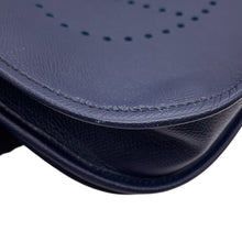 将图像加载到图库查看器中，HERMES Evelyne3 Blue Indigo Epsom Size PM
