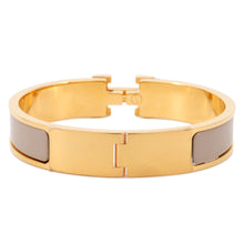 Load image into Gallery viewer, HERMES Clic・Crack Size PM Marong rasse Enamel Gold Plated
