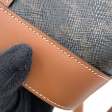 将图像加载到图库查看器中，CELINE Bucket Triomphe Tan191442CAS.04LU PVC Leather Size Small
