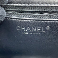 将图像加载到图库查看器中，CHANEL No.5 Comic ChainShoulder Bag Black/MulticolorA92592 Mouton Lambskin
