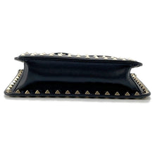 将图像加载到图库查看器中，Valentino Garavani RockStudded Shoulder Bag BlackVW2B0E86BOL Leather
