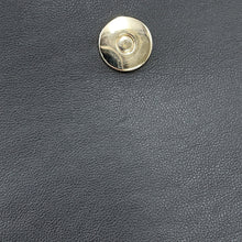 将图像加载到图库查看器中，Valentino Garavani RockStudded Shoulder Bag BlackVW2B0E86BOL Leather
