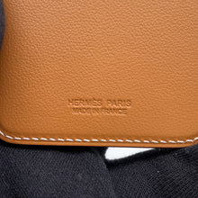 将图像加载到图库查看器中，HERMES Eman Ellison Card Case Gold Swift Leather
