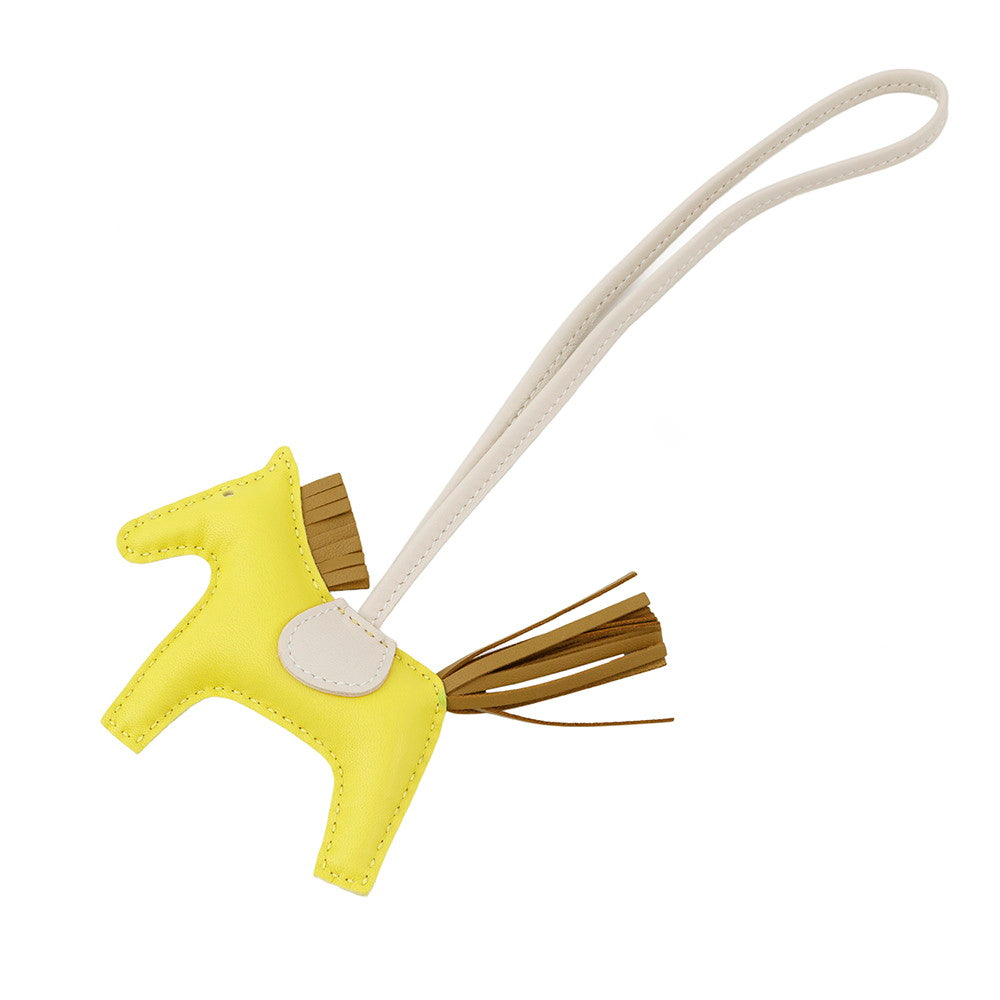 HERMES Rodeo Lime/Craie/Sesame Lambskin Size PM