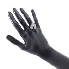 将图像加载到图库查看器中，GRAFF Wildflower Diamond Cluster Ring Size Approximately No. 14RGR843 18K White Gold
